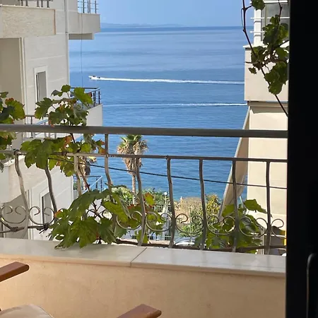 Grandpas House Seaview